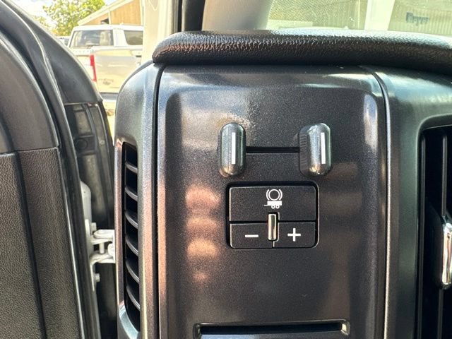 Used 2019 Chevrolet Silverado 2500 W/T w/ WT Convenience Package AWD/4WD image 18
