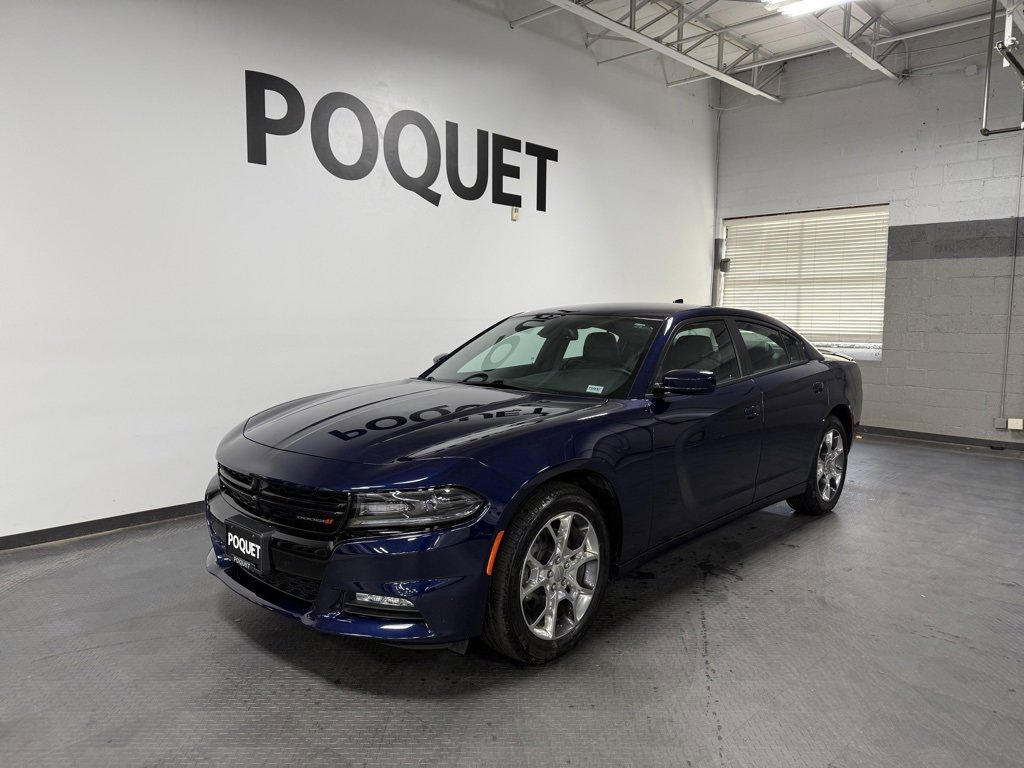 Used 2016 Dodge Charger SXT w/ Rallye Group image 2