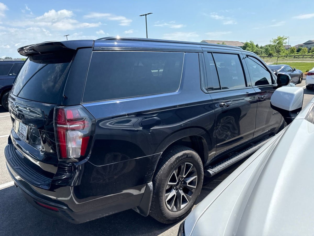 Used 2021 Chevrolet Suburban Z71 w/ Rear Media and Nav Package AWD/4WD image 4