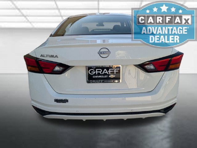Used 2025 Nissan Altima 2.5 SV FWD image 25