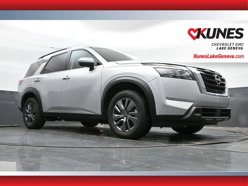 Used 2025 Nissan Pathfinder SV FWD image 42