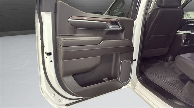 Used 2023 Chevrolet Silverado 1500 LTZ image 27