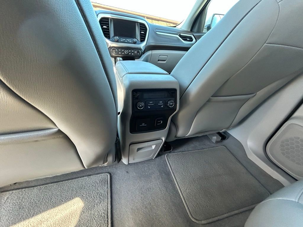Used 2018 GMC Acadia SLT image 21