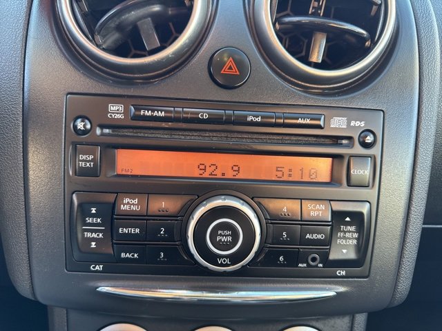 Used 2014 Nissan Rogue S image 16