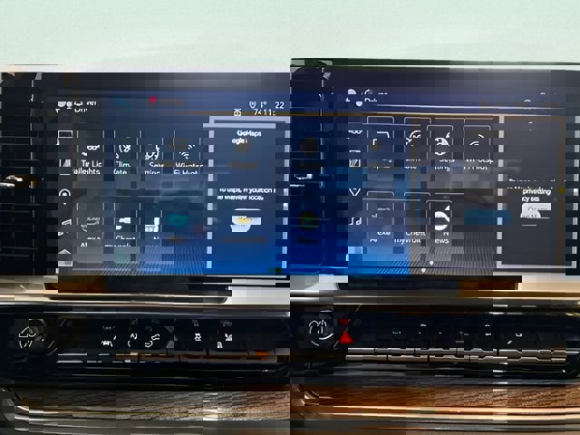 Used 2024 Chevrolet Silverado 1500 LT image 23