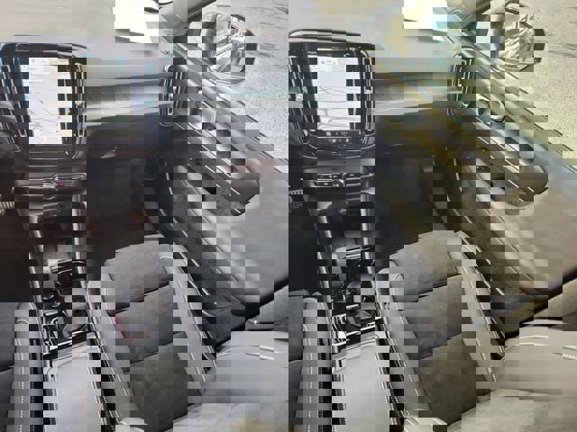 Certified 2023 Volvo XC40 Recharge Plus image 13