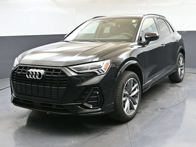 Used 2024 Audi Q3 2.0T Premium w/ Convenience Package