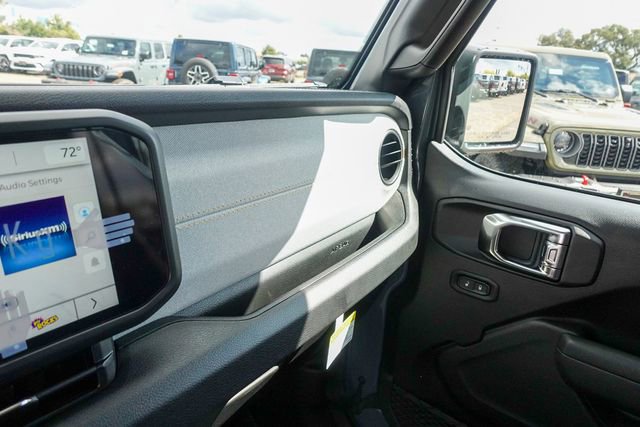 New 2025 Jeep Gladiator Willys image 22