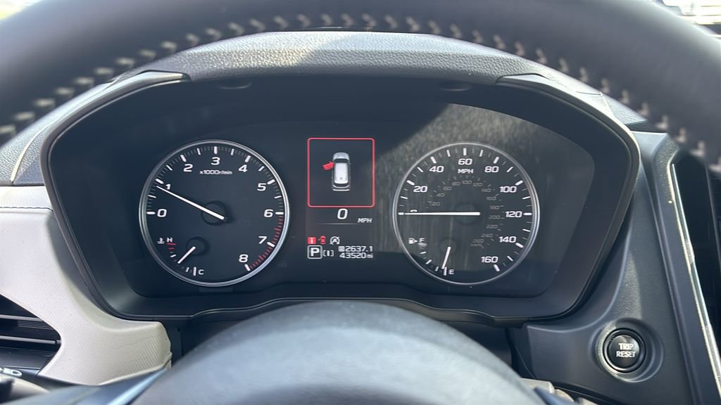 Used 2025 Subaru Forester Limited image 16