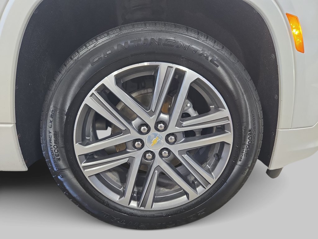 Used 2023 Chevrolet Traverse High Country AWD/4WD image 38