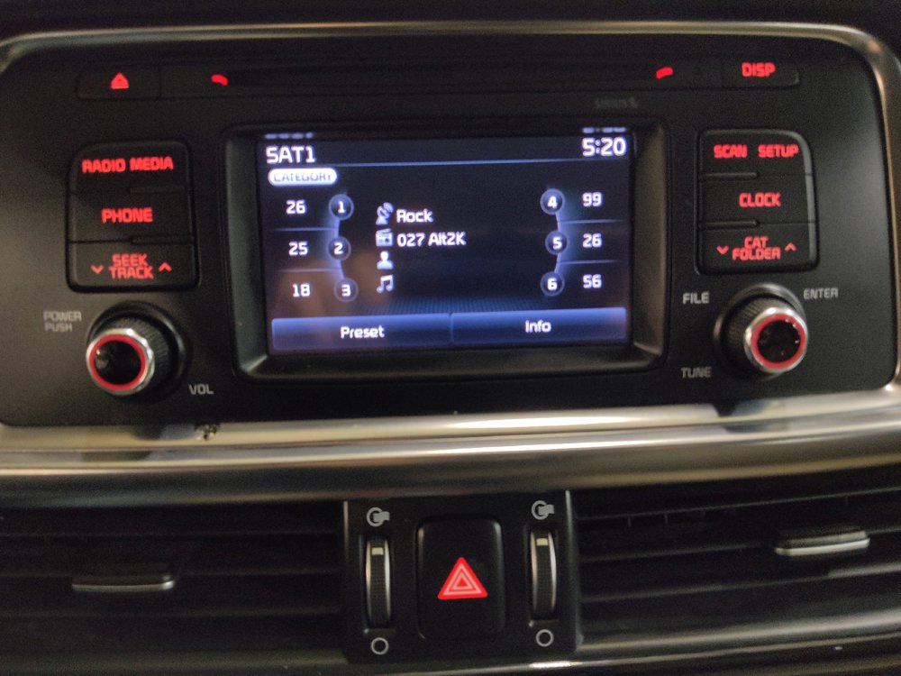 Used 2016 Kia Optima EX FWD image 25