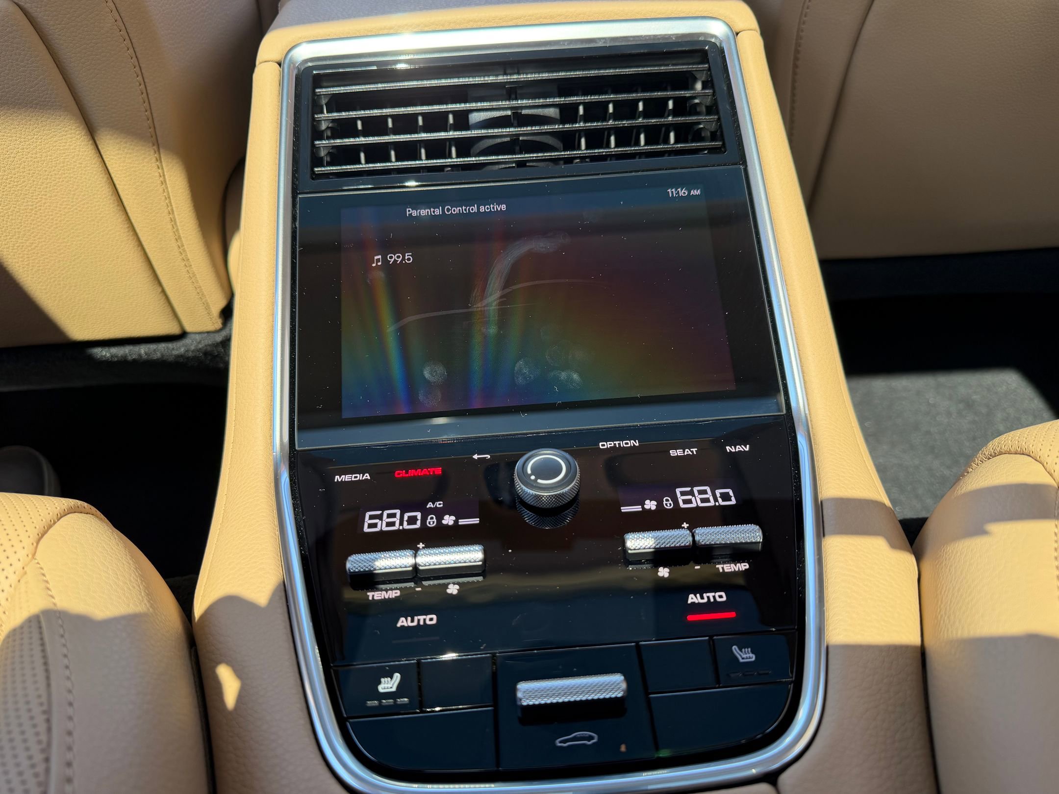 Certified 2023 Porsche Panamera 4 Platinum Edition AWD/4WD image 21