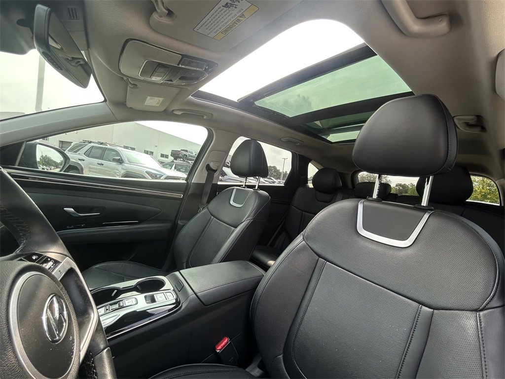 Used 2023 Hyundai Tucson Limited image 13
