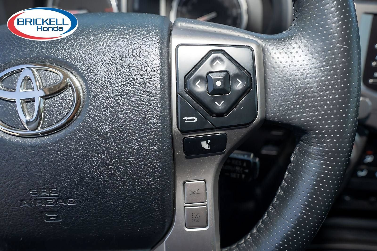 Used 2024 Toyota 4Runner Limited AWD/4WD image 30