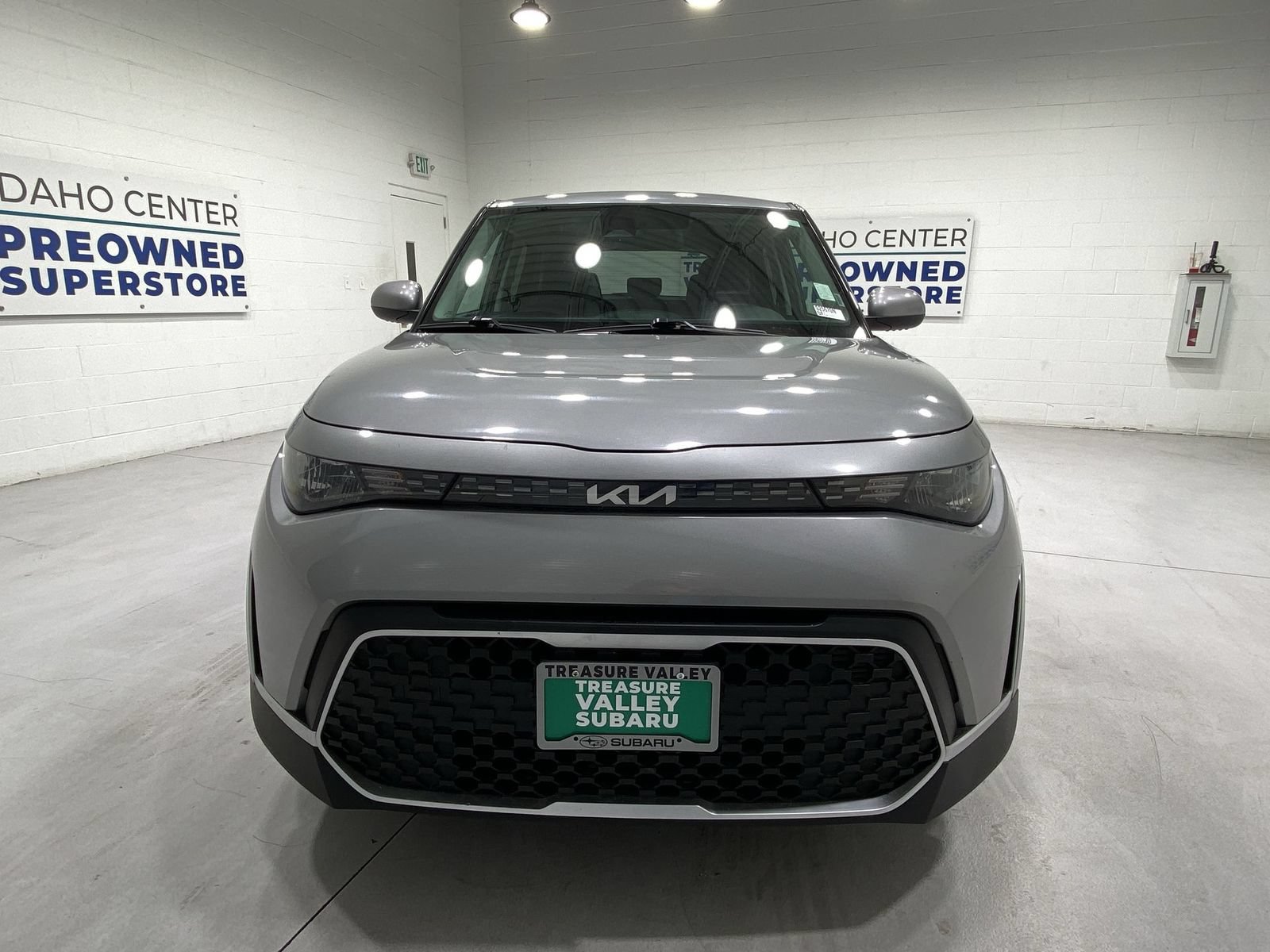 Used 2023 Kia Soul LX w/ Option Group 015 FWD image 3