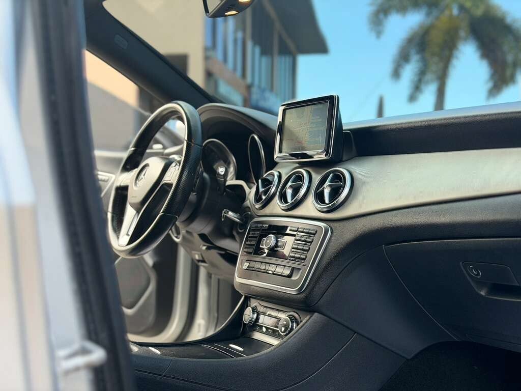 Used 2014 Mercedes-Benz CLA 250 4MATIC w/ Multimedia Package image 15