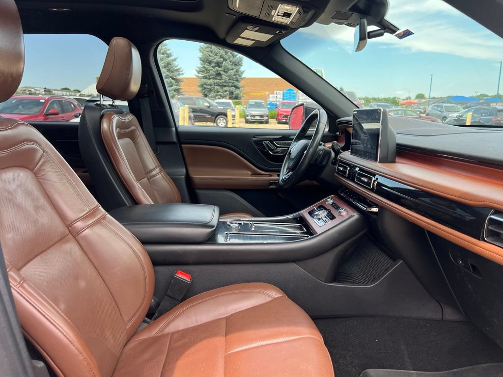 Used 2021 Lincoln Aviator Reserve w/ Elements Package Plus AWD/4WD image 42