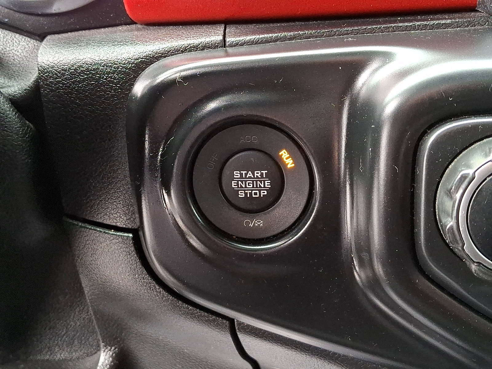 Used 2018 Jeep Wrangler Unlimited Rubicon w/ Uconnect 4C Nav & Sound Group image 23