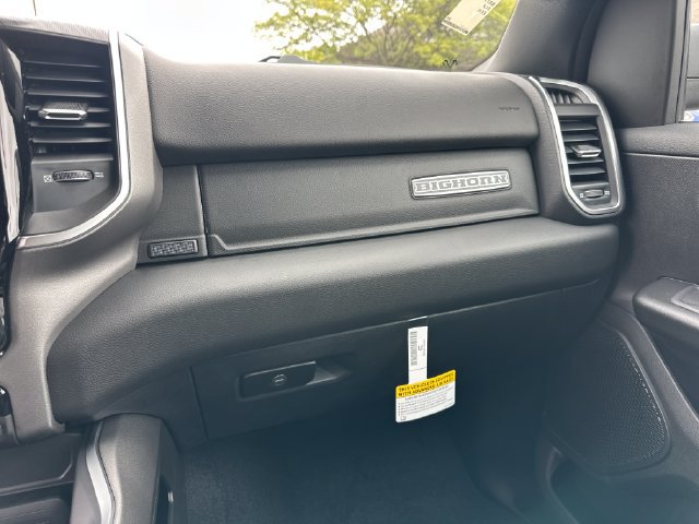 New 2027 RAM 1500 4x4 Crew Cab image 27