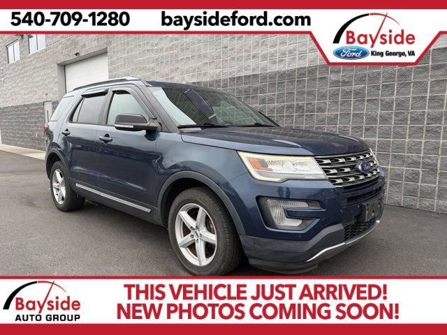 Used 2017 Ford Explorer XLT w/ Equipment Group 202A image 1