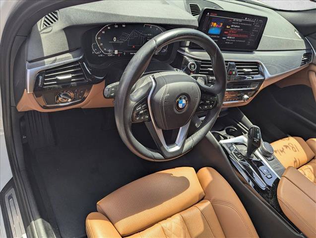 Certified 2023 BMW 530i w/ Convenience Package RWD image 3