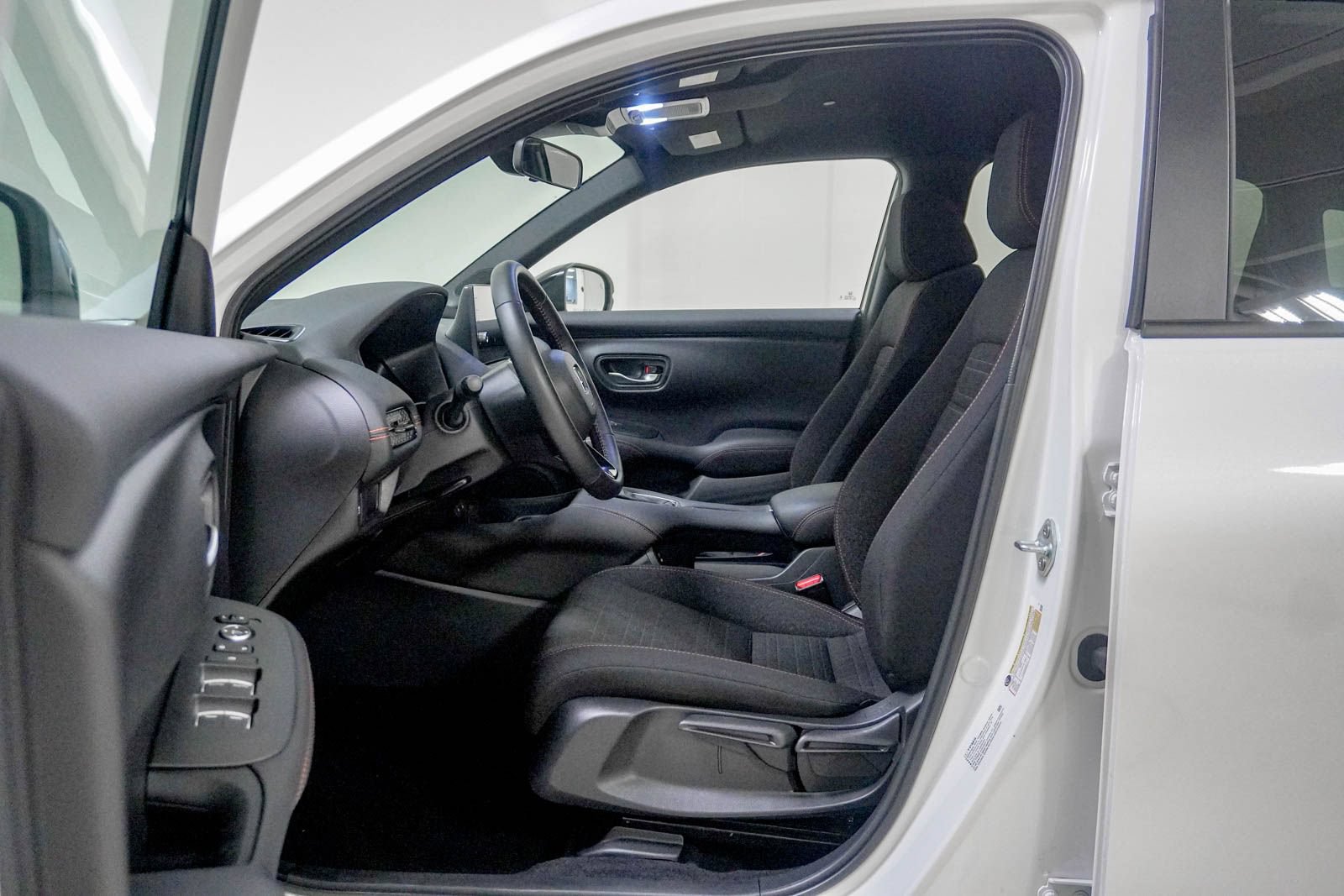 Certified 2026 Honda HR-V Sport image 18
