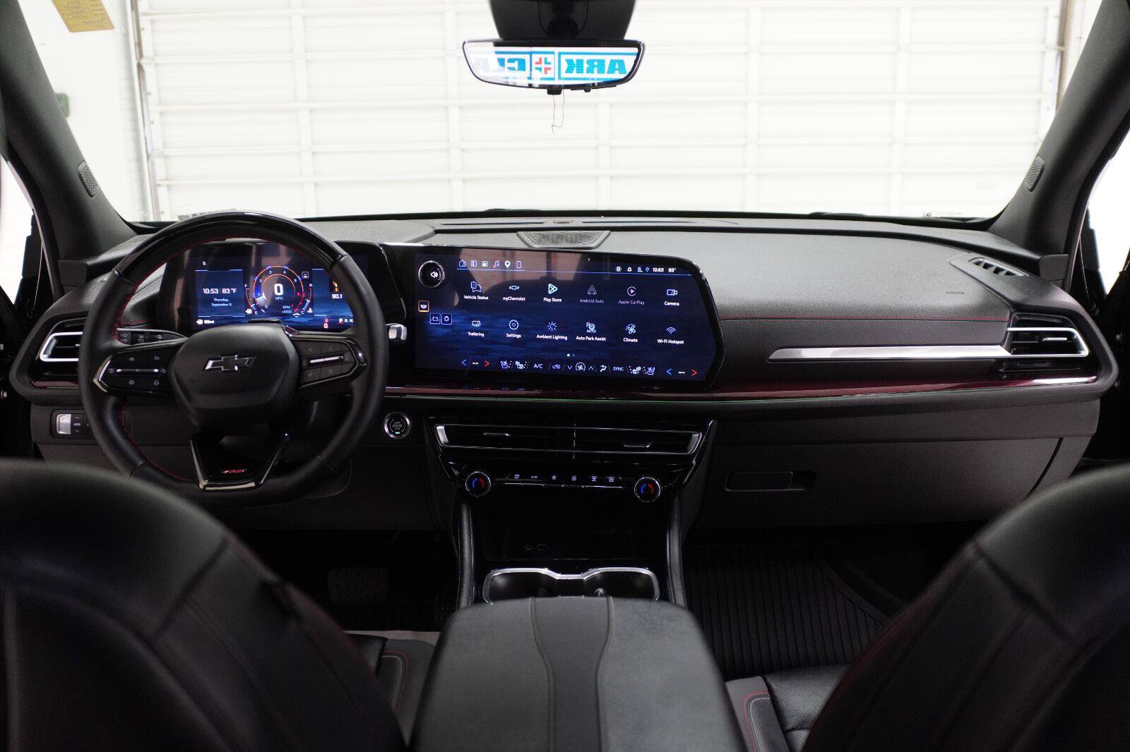 Used 2026 Chevrolet Traverse RS FWD image 33