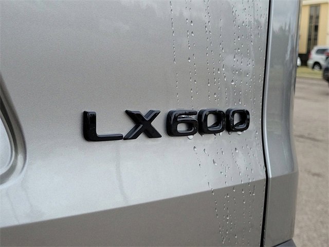 New 2025 Lexus LX 600 4WD w/ Premium Package image 6