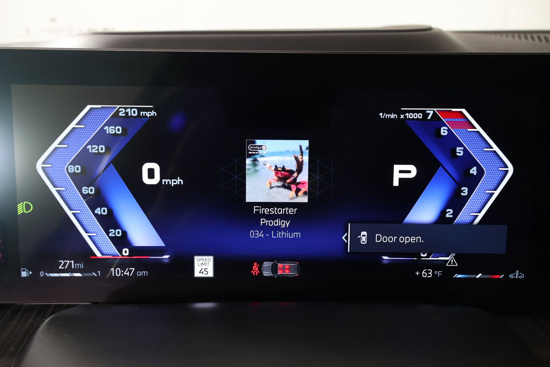 Used 2025 BMW ALPINA XB7 image 4