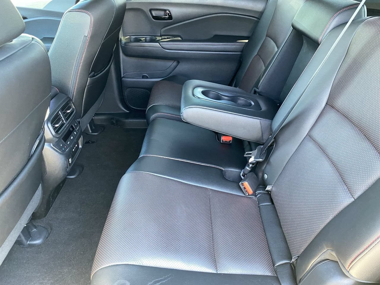 Used 2024 Honda Passport Black Edition image 14
