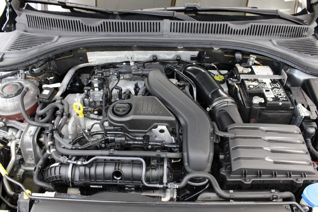 Certified 2024 Volkswagen Jetta S FWD image 28