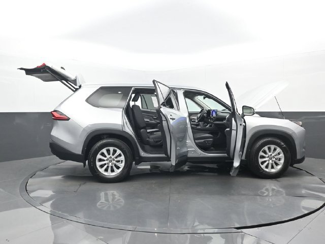 Used 2024 Toyota Grand Highlander FWD image 32