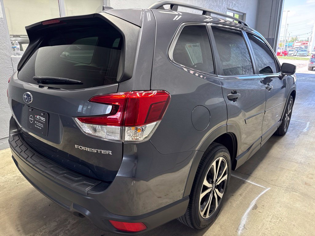 Used 2022 Subaru Forester Limited AWD/4WD image 7