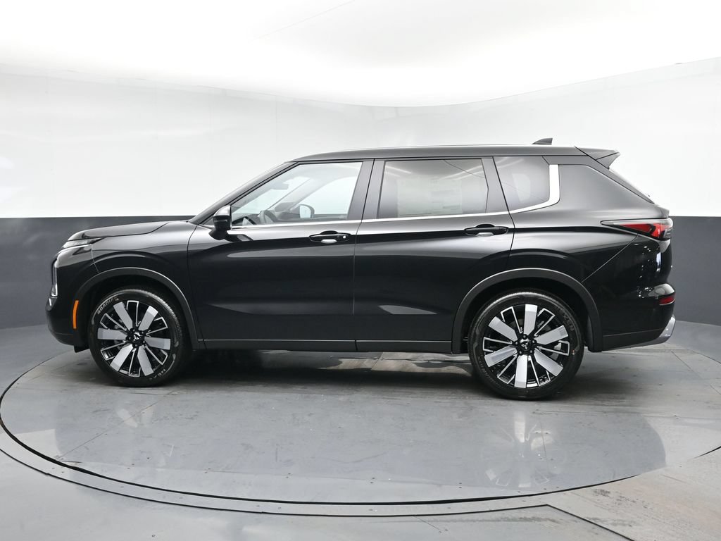 New 2026 Mitsubishi Outlander SE FWD image 4