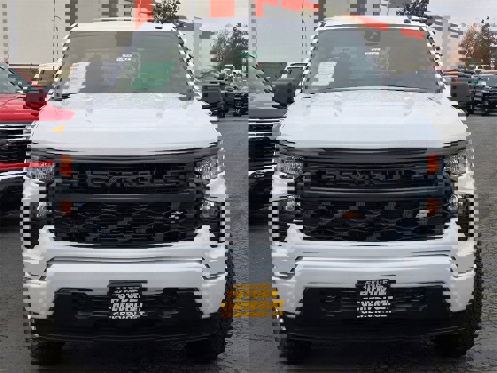 New 2026 Chevrolet Silverado 1500 Custom image 2