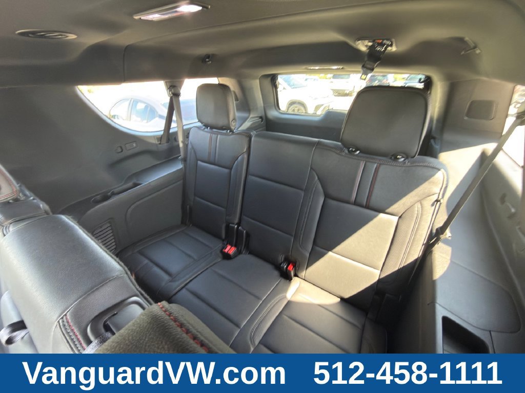 Used 2026 Chevrolet Suburban RST AWD/4WD image 34