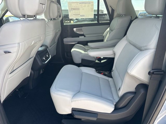 New 2027 Ford Expedition Max Platinum w/ Driver's Package AWD/4WD image 19