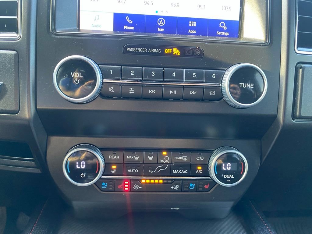 Used 2021 Ford Expedition Limited image 22