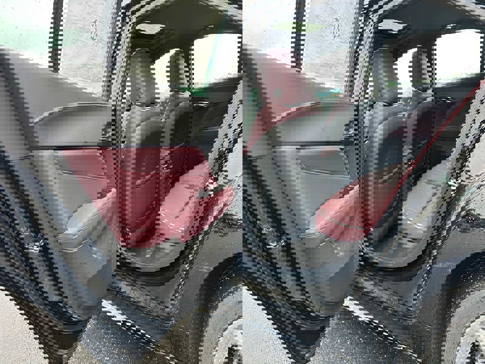 New 2025 Cadillac CT4 V w/ Technology Package AWD/4WD image 14