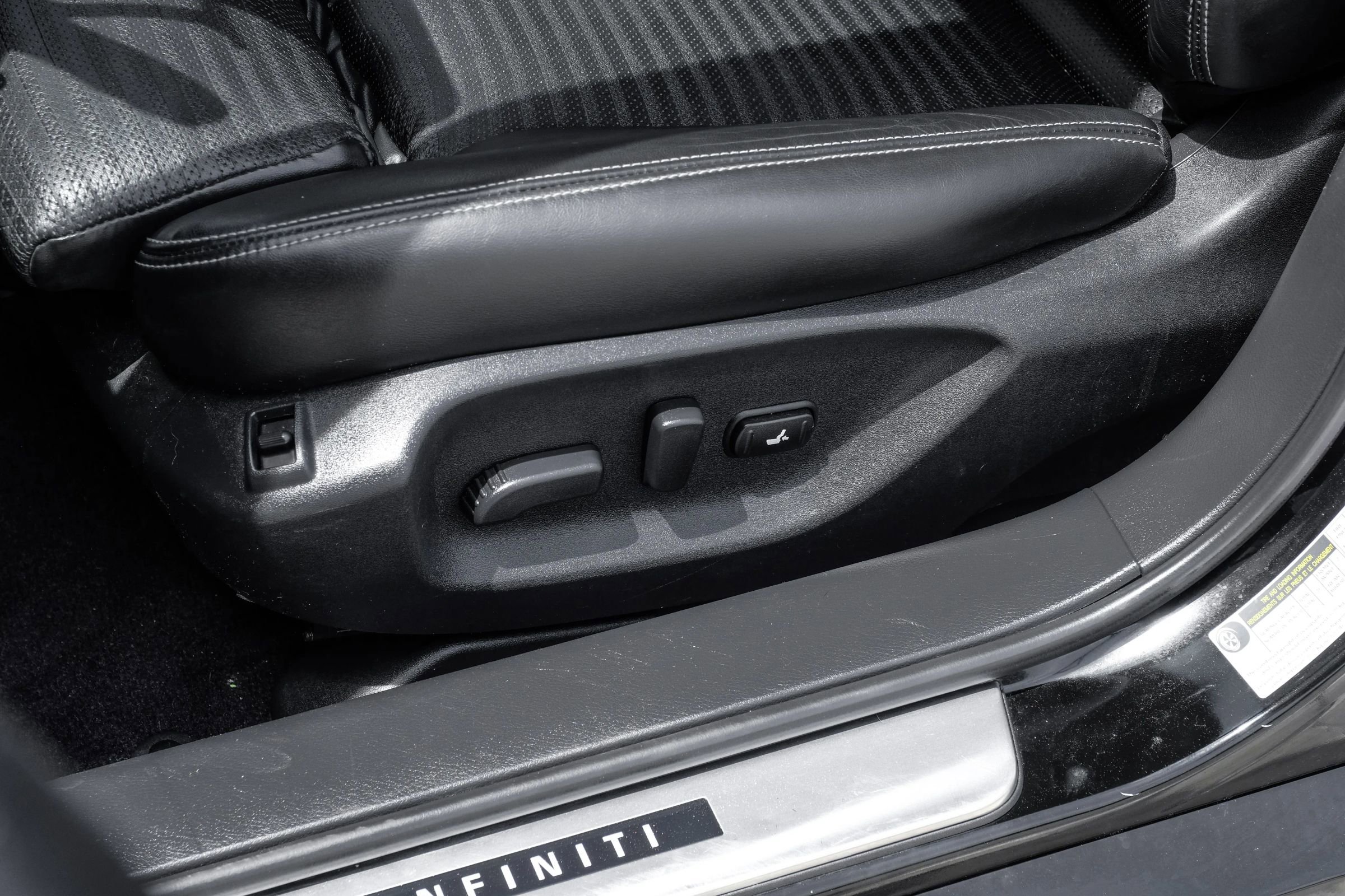 Used 2017 INFINITI Q50 Sport RWD image 36