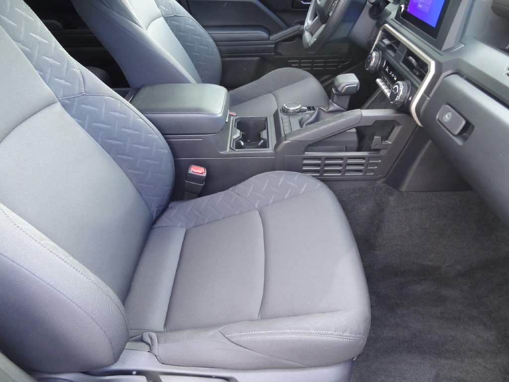 Used 2024 Toyota Tacoma SR w/ SR Upgrade Package AWD/4WD image 16