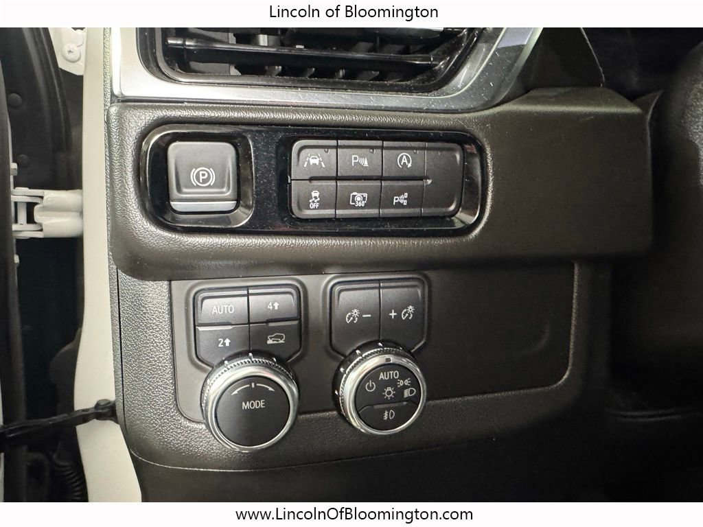 Used 2025 GMC Yukon Denali AWD/4WD image 36