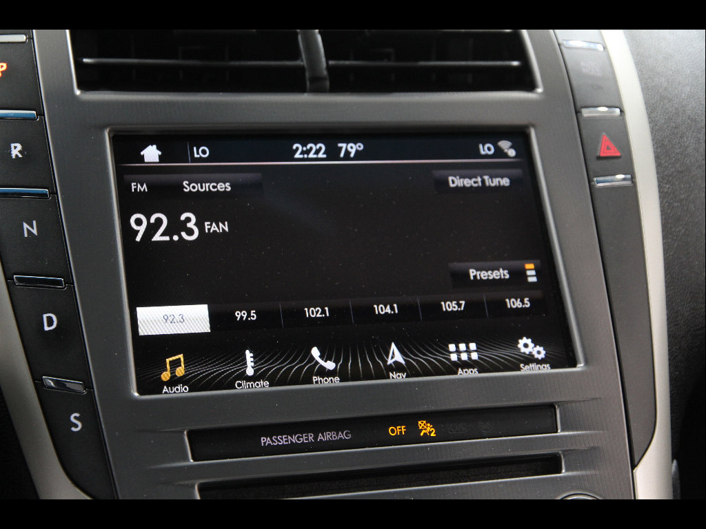 Used 2017 Lincoln MKZ Reserve w/ Climate Package AWD/4WD image 11