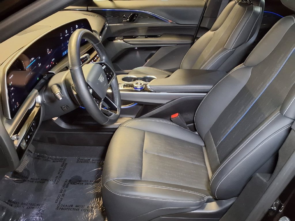 Certified 2024 Cadillac Lyriq Sport RWD image 12