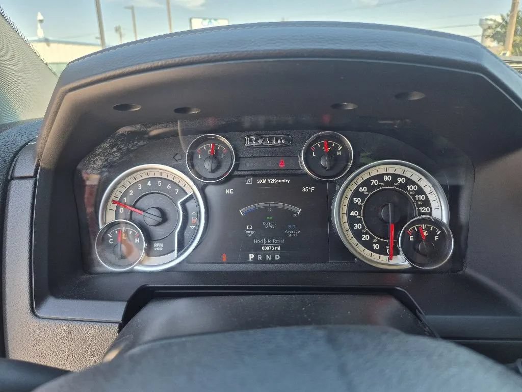 Used 2018 RAM 2500 Laramie w/ Sport Appearance Group AWD/4WD image 34