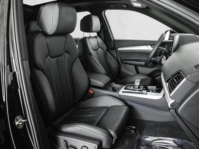Certified 2024 Audi Q5 2.0T Premium w/ Summer of Audi Package AWD/4WD image 22
