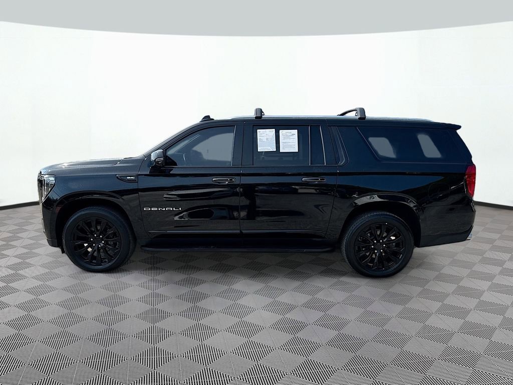 Used 2021 GMC Yukon XL Denali image 9