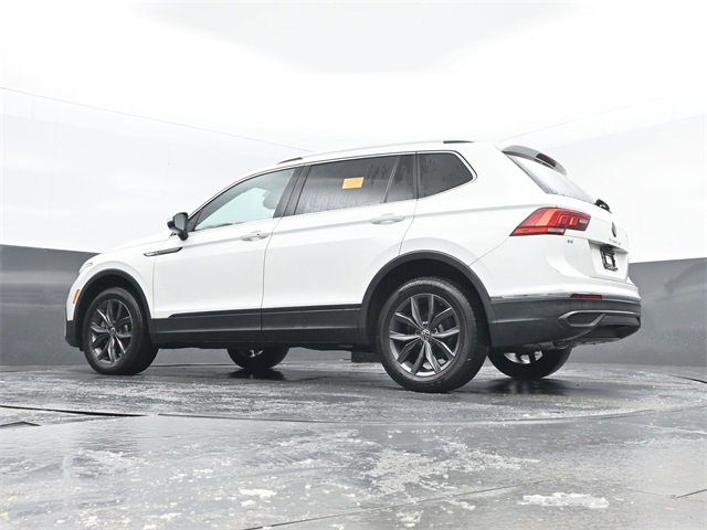 Used 2022 Volkswagen Tiguan SE image 23