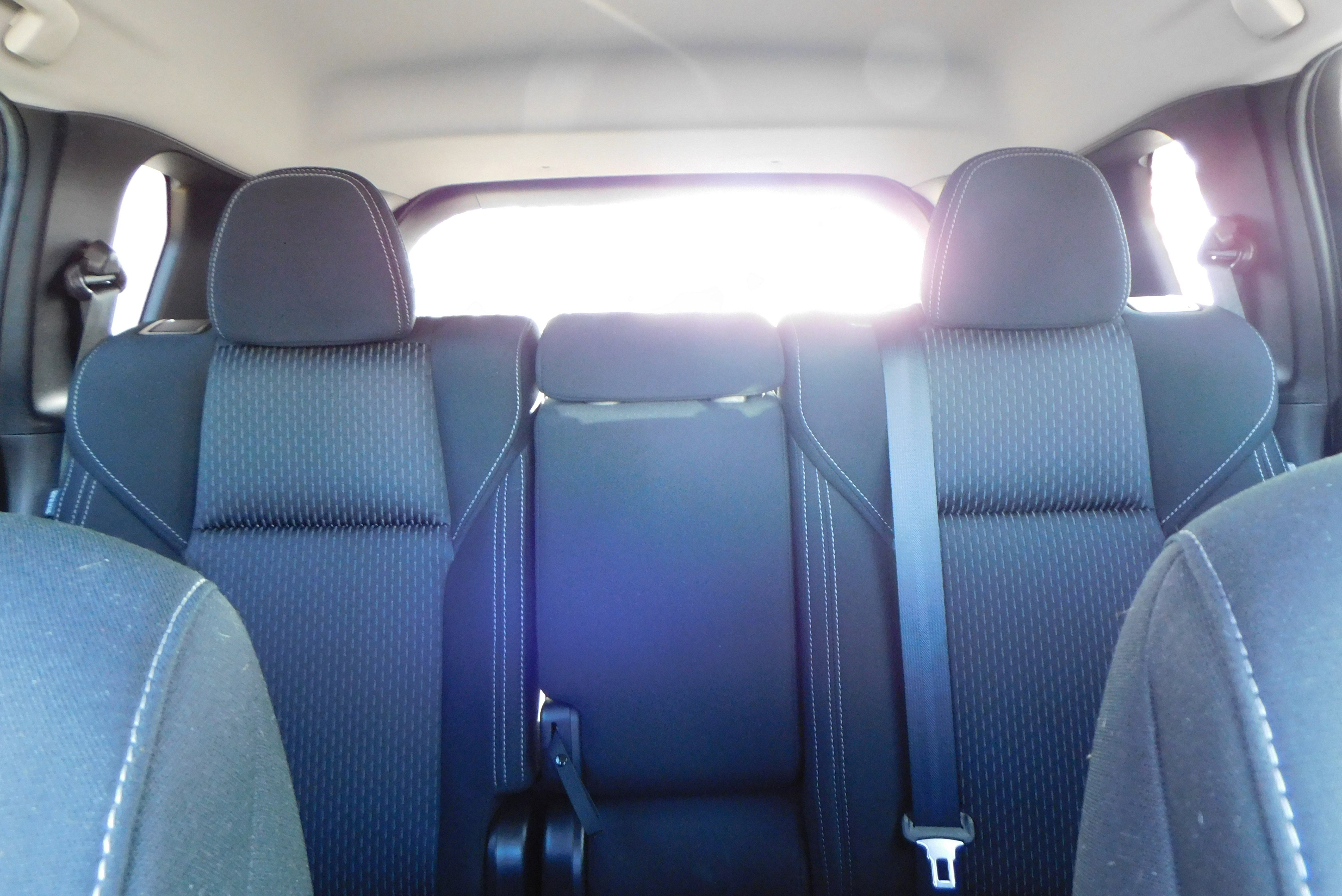 Used 2022 Mitsubishi Outlander ES image 26