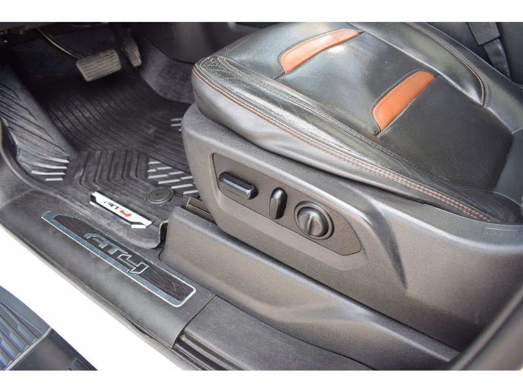 Used 2020 GMC Sierra 1500 AT4 w/ AT4 Premium Package image 18